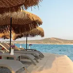 شقة فندقية Cumbalica 4*