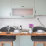 Cumbalica Aparthotel Çeşme